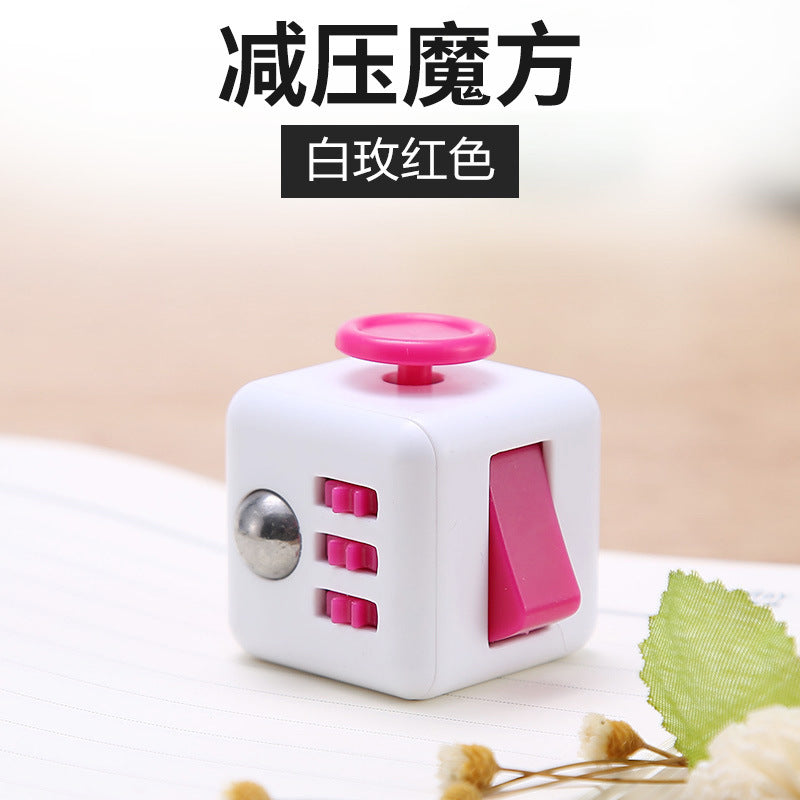 Wholesale Decompression Rubik's Cube Plastic Game Dice